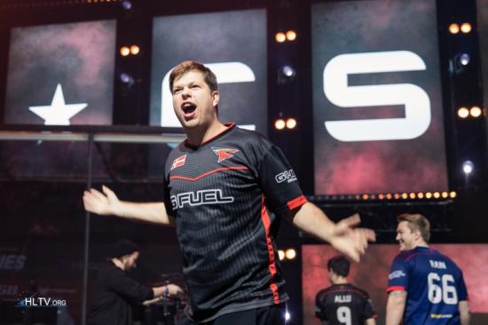 【赛前预告】王者荣耀绝活杯，1月5日 成都AG超玩会 vs 南京Hero久竞